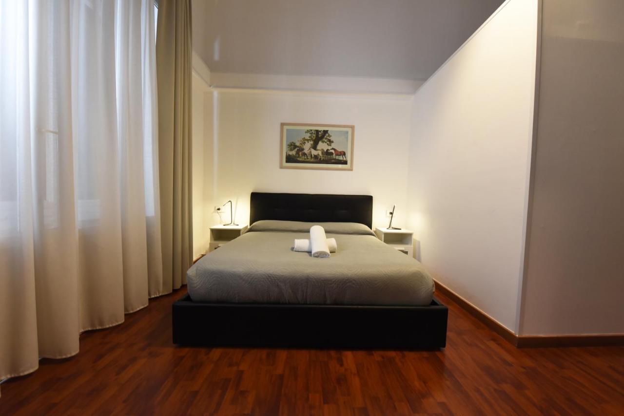 Maison Toledo 210 Napoli Bagian luar foto