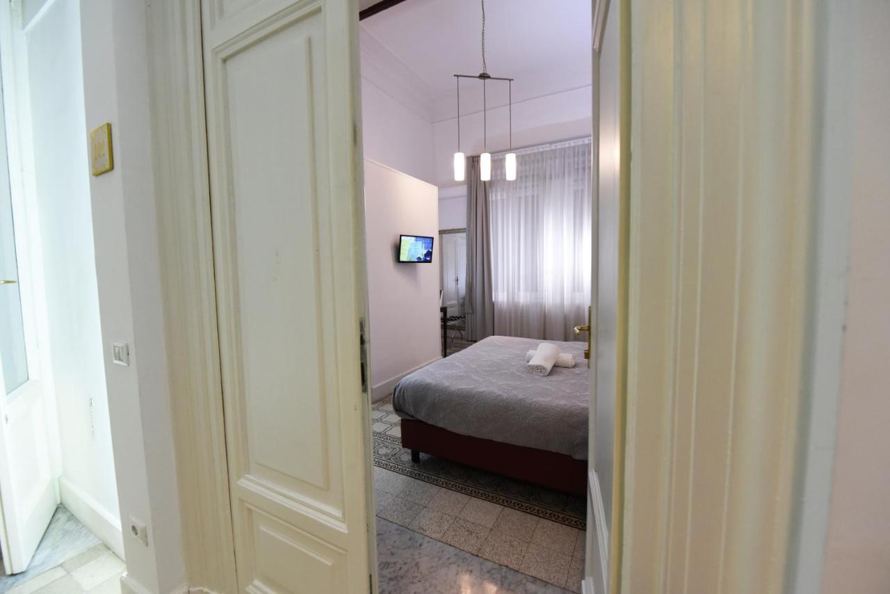 Maison Toledo 210 Napoli Bagian luar foto