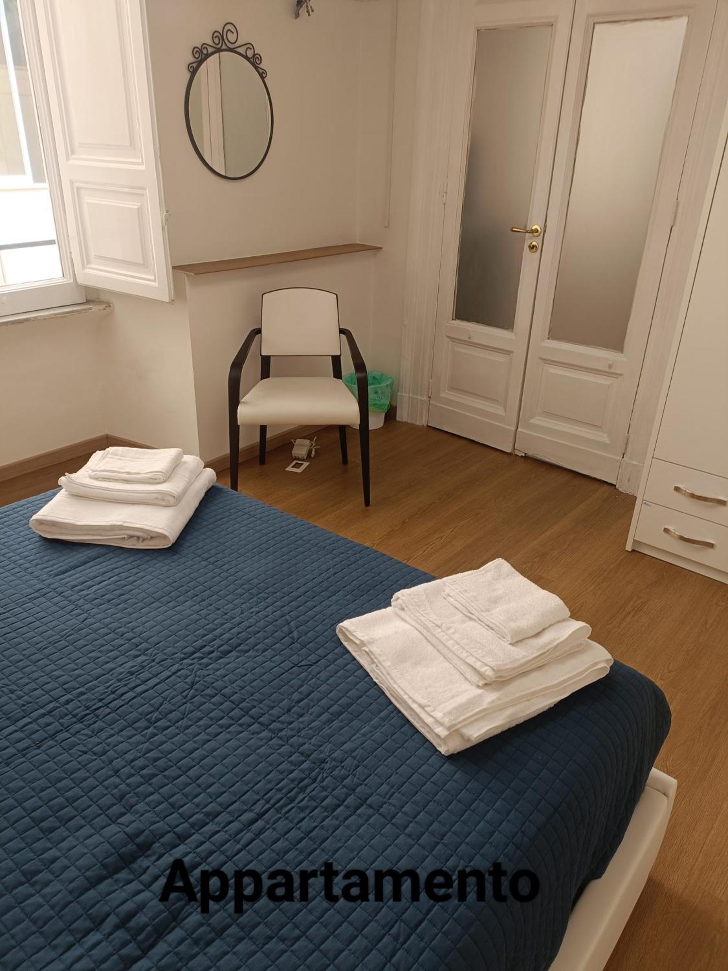 Maison Toledo 210 Napoli Bagian luar foto